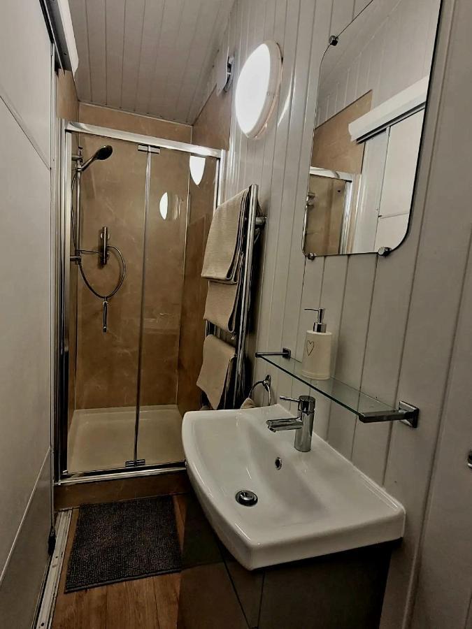 Holiday home The At Forestview Farm Greenisland